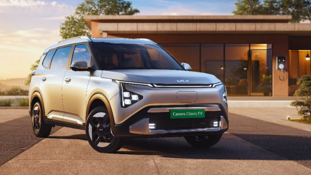 The Kia Carens Clavis EV